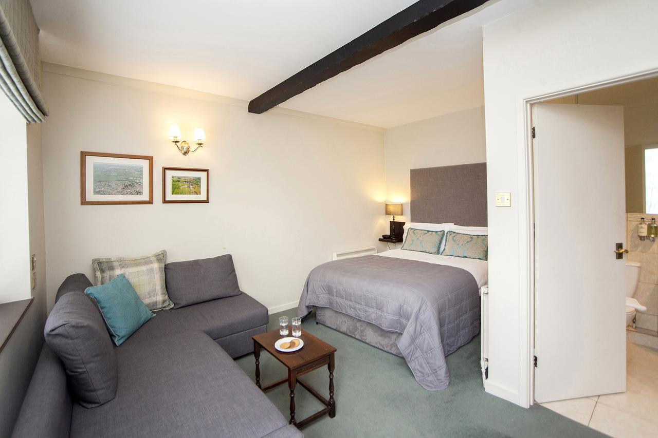 Hotel The Conigre Melksham Esterno foto